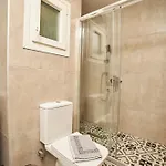 Circle Luxury By Biνoβi! Салоники