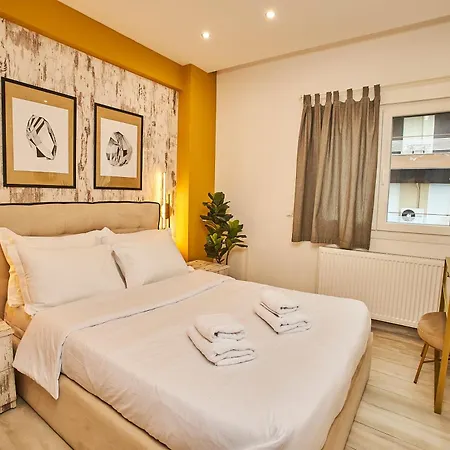 Apartment Circle Luxury Apartment By Biνoβi! *