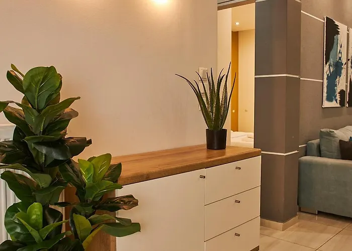 Circle Luxury Apartment By Biνoβi!